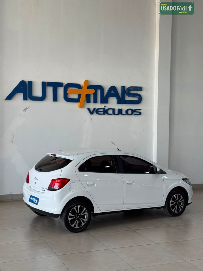 CHEVROLET/GM Onix Hatch LTZ 1.4 Mecânico Flex 2013/2014 — foto 13 de 15