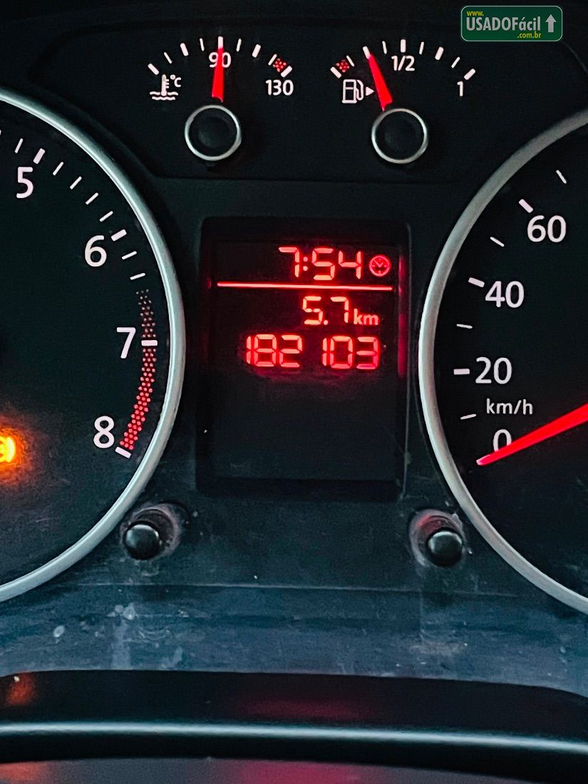 Volkswagen Gol 1.0 Mi 4P Total Flex 2013/2013 — foto 8 de 10
