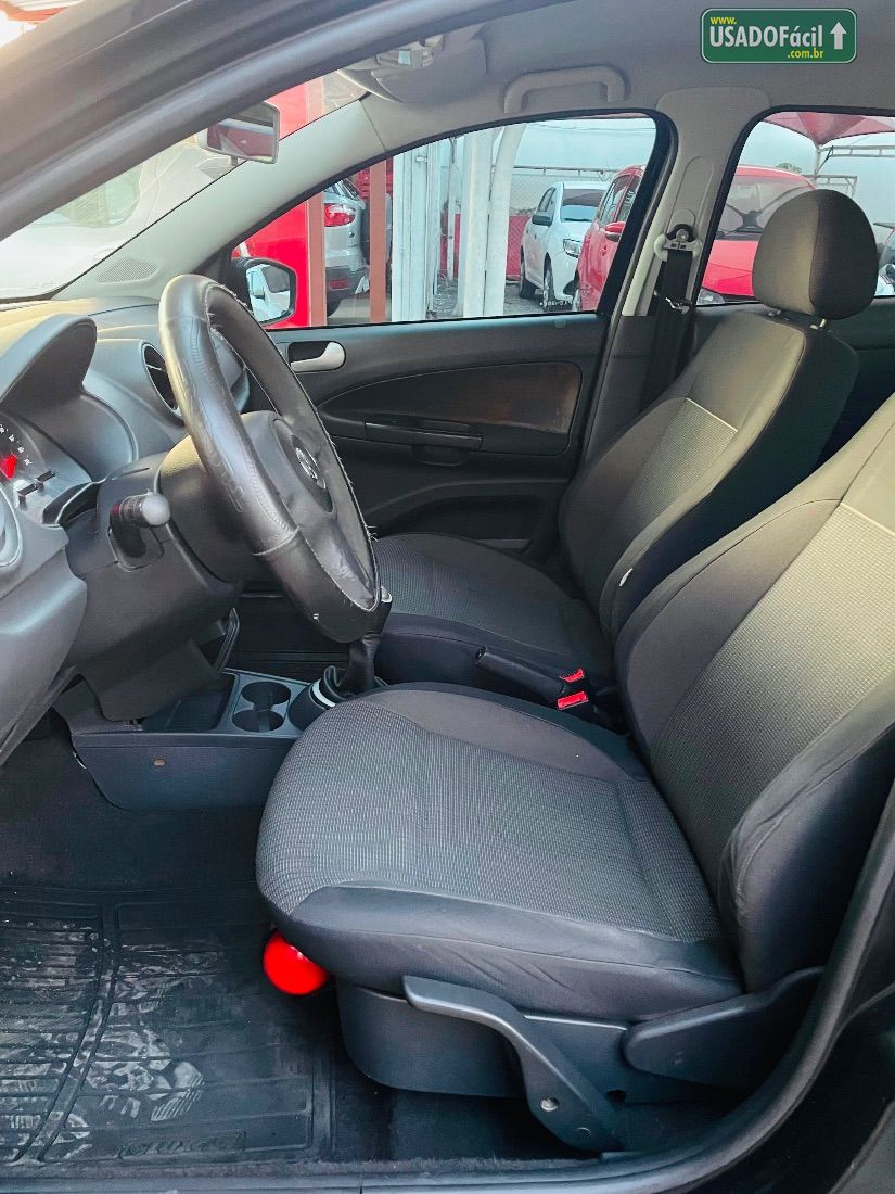 Volkswagen Gol 1.0 Mi 4P Total Flex 2013/2013 — foto 9 de 10