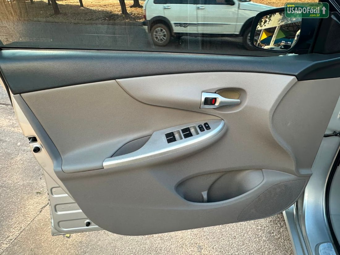 Toyota Corolla XEI 2.0 Automático Flex 2013/2014 — foto 4 de 17