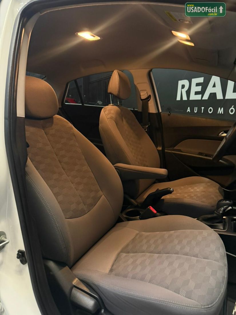 Hyundai HB20S Sedan Comfort Plus 1.6 Automático Flex 2016/2016 — foto 9 de 10