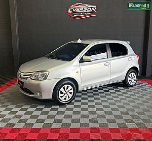 Etios Hatch X 1.3 Mecânico Flex 2014/2015 em Cuiabá - MT