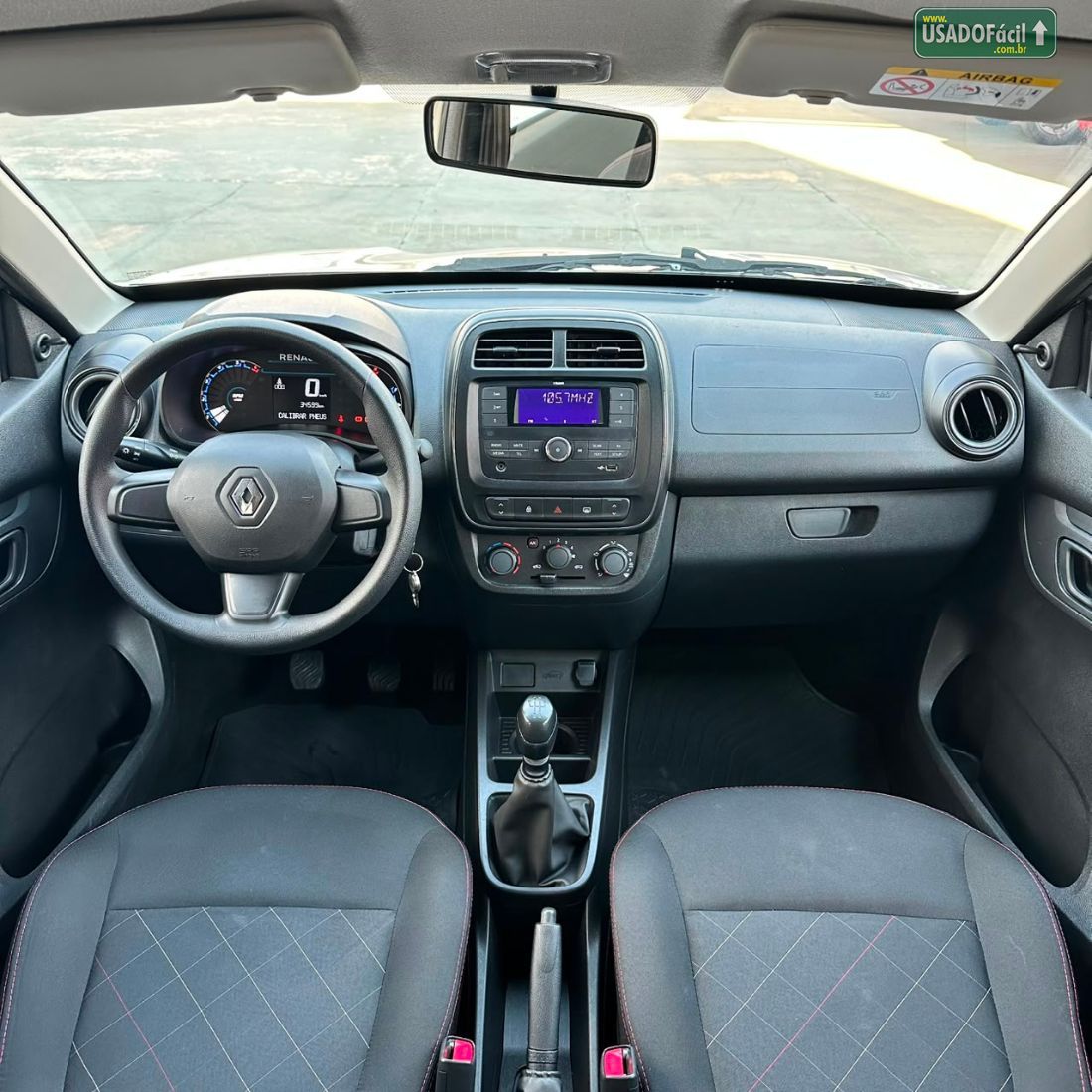 Renault Kwid Zen 1.0 Mecânico Flex 2024/2025 — foto 9 de 11