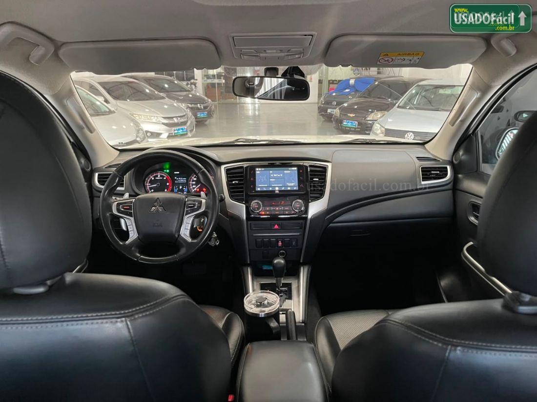 MITSUBISHI L200 Triton Sport HPE CD 2.4 4x4 Automático Diesel 2021/2022 — foto 9 de 23