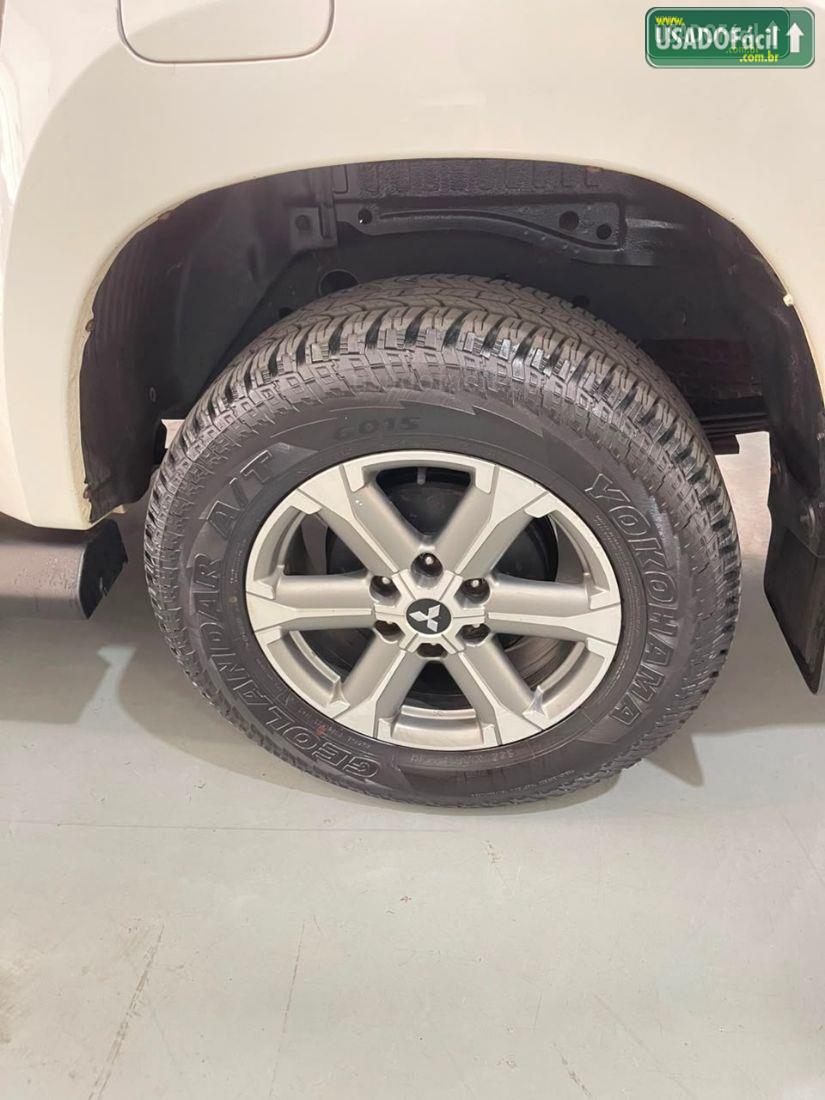 MITSUBISHI L200 Triton Sport HPE CD 2.4 4x4 Automático Diesel 2021/2022 — foto 22 de 23