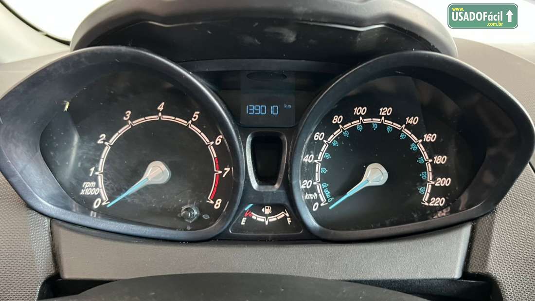 Ford Fiesta Hatch 1.5 Mecânico 5P Flex 2014/2015 — foto 7 de 8