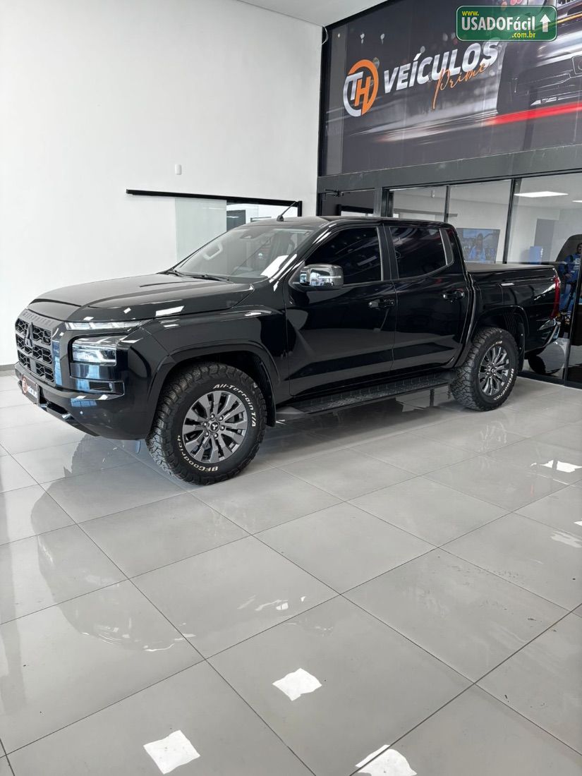 MITSUBISHI Triton HPE-S CD 2.4 4x4 Turbo Automático Diesel 2026/2026 — foto 4 de 23