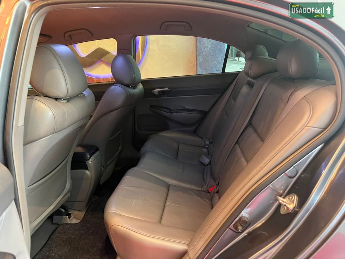 Honda Civic Sedan LXL SE 1.8 Automático Flex 2010/2011 — foto 8 de 11