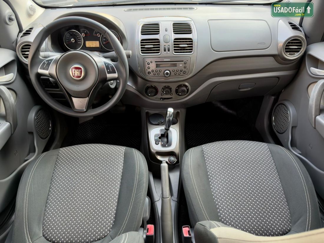 Fiat Grand Siena Essence Dualogic 1.6 Flex 2013/2014 — foto 11 de 12
