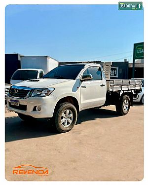 Hilux Cs D4-d 3.0 4x4 Tdi Mecânico Diesel 2014/2015 em Sinop - MT