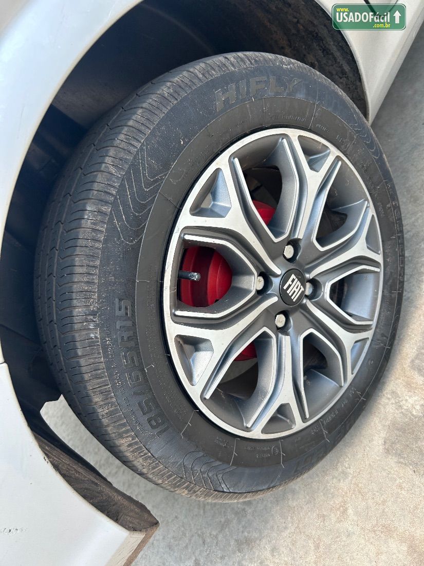 Fiat Cronos Drive 1.3 Mecânico Flex 2023/2023 — foto 13 de 13