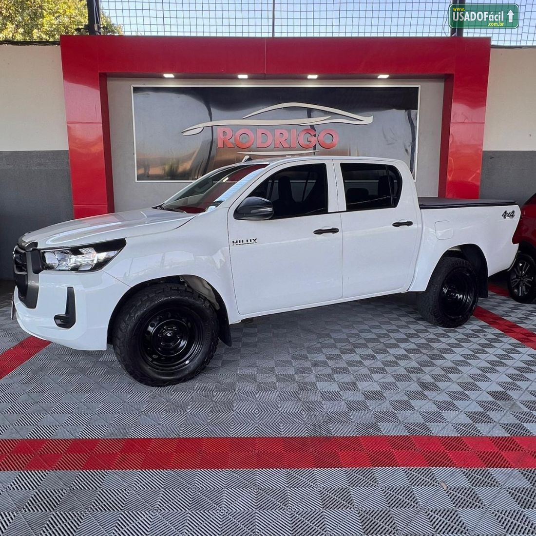 Toyota Hilux CD 2.8 4x4 Mecânico Diesel 2024/2024 — foto 3 de 10