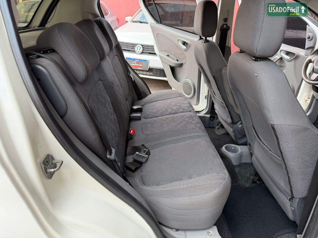 Fiat Palio Attractive 1.4 EVO Fire Flex 5P 2015/2016 — foto 13 de 20