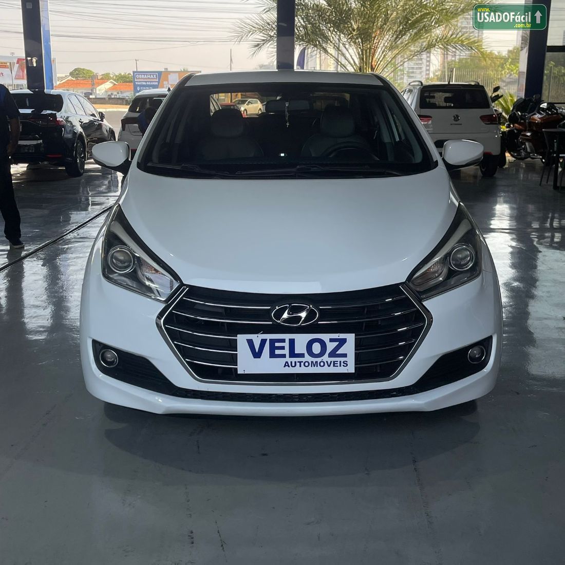 Hyundai HB20S Sedan Premium 1.6 Automático Flex 2016/2017 — foto 2 de 10