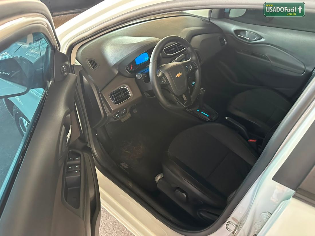CHEVROLET/GM Prisma Sedan LTZ 1.4 Automático FlexPower 2016/2017 — foto 8 de 12