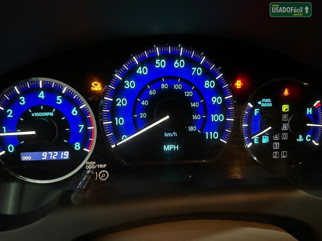 TOYOTA SIENNA LE 2006/2007 — foto 12 de 18