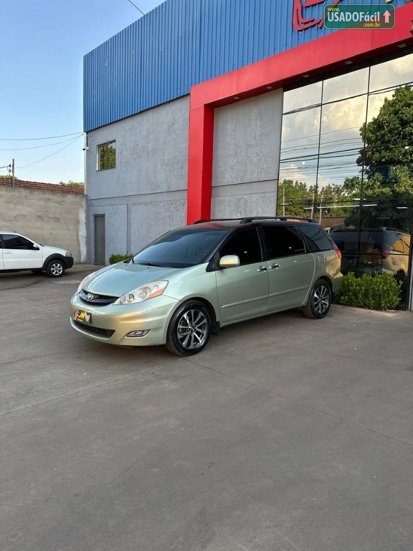 TOYOTA SIENNA LE 2006/2007 — foto 3 de 18
