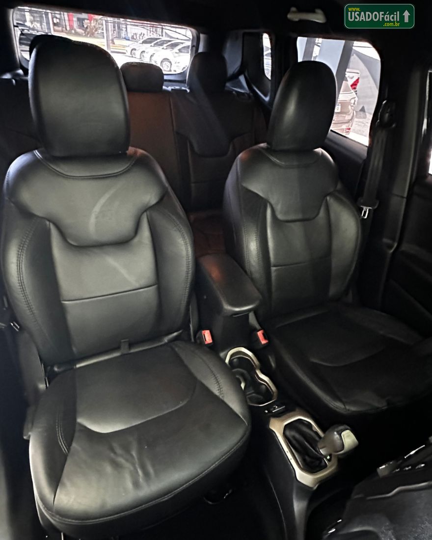 Jeep Renegade Longitude 1.8 4x2 Automático Flex 2015/2016 — foto 7 de 15