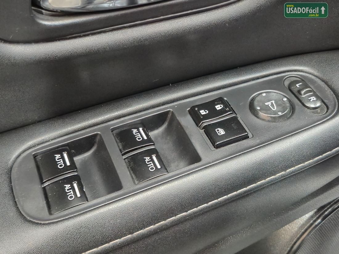 Honda HRV EX 1.8 Automático Flex 2016/2017 — foto 18 de 22