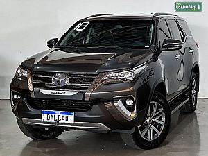 Hilux Sw4 Srx 2.8 4x4 Tdi Automático Diesel 5 Lugares 2017/2018 em Sinop - MT