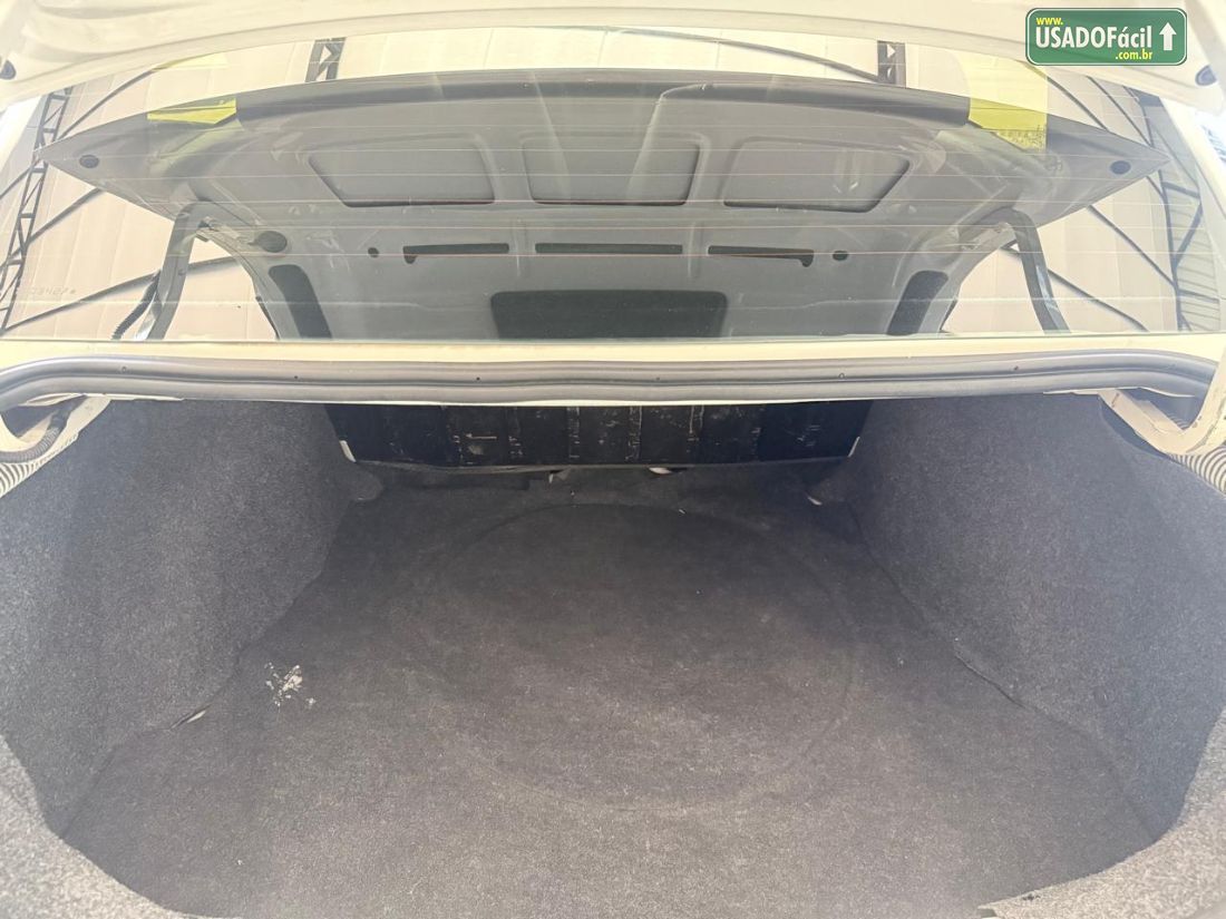 Volkswagen Voyage Trendline 1.6 Total Flex 2015/2016 — foto 11 de 12
