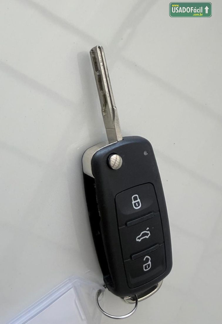 Volkswagen Voyage Trendline 1.6 Total Flex 2015/2016 — foto 12 de 12