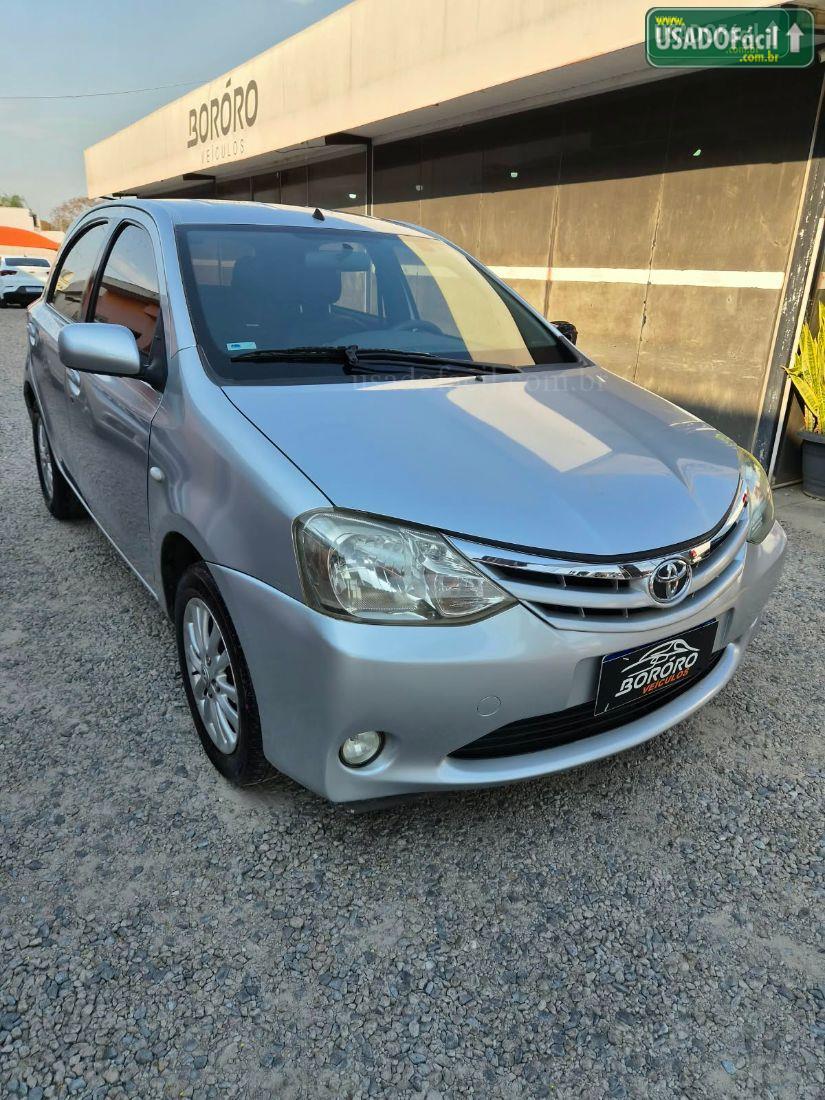 TOYOTA Etios Hatch XLS 1.5 Mecânico Flex 2012/2013 — foto 3 de 12