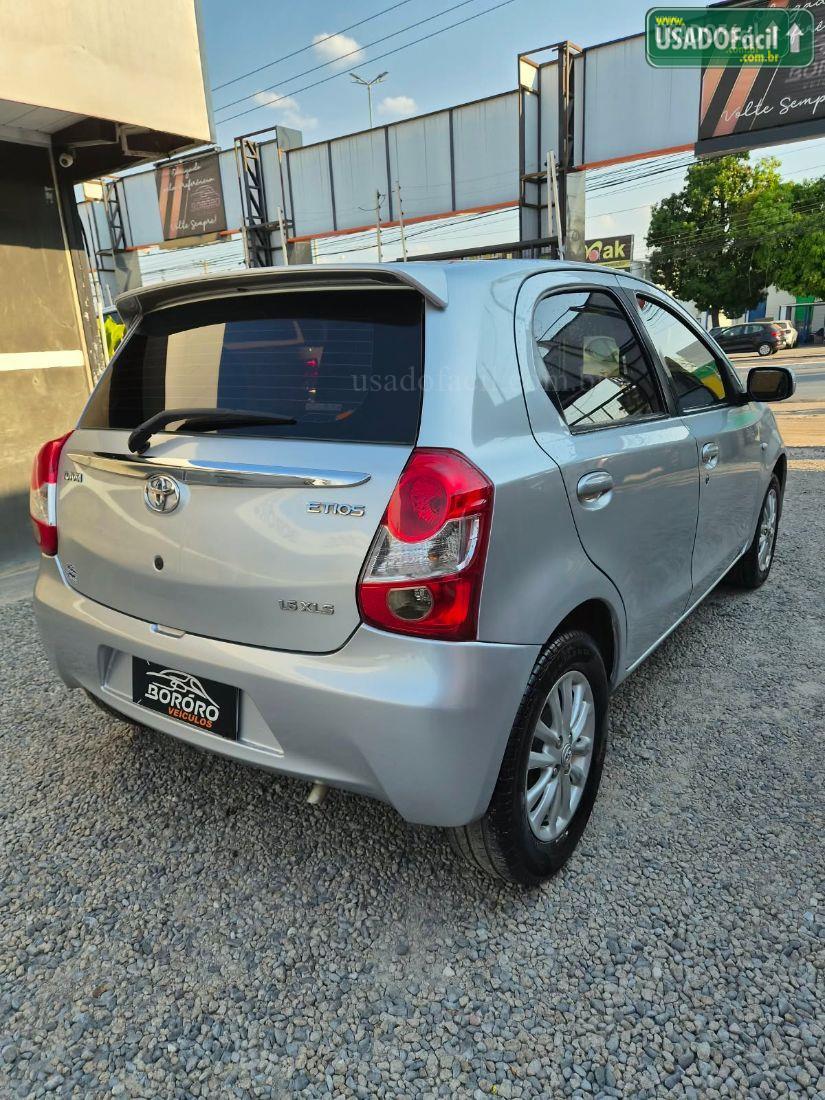TOYOTA Etios Hatch XLS 1.5 Mecânico Flex 2012/2013 — foto 4 de 12