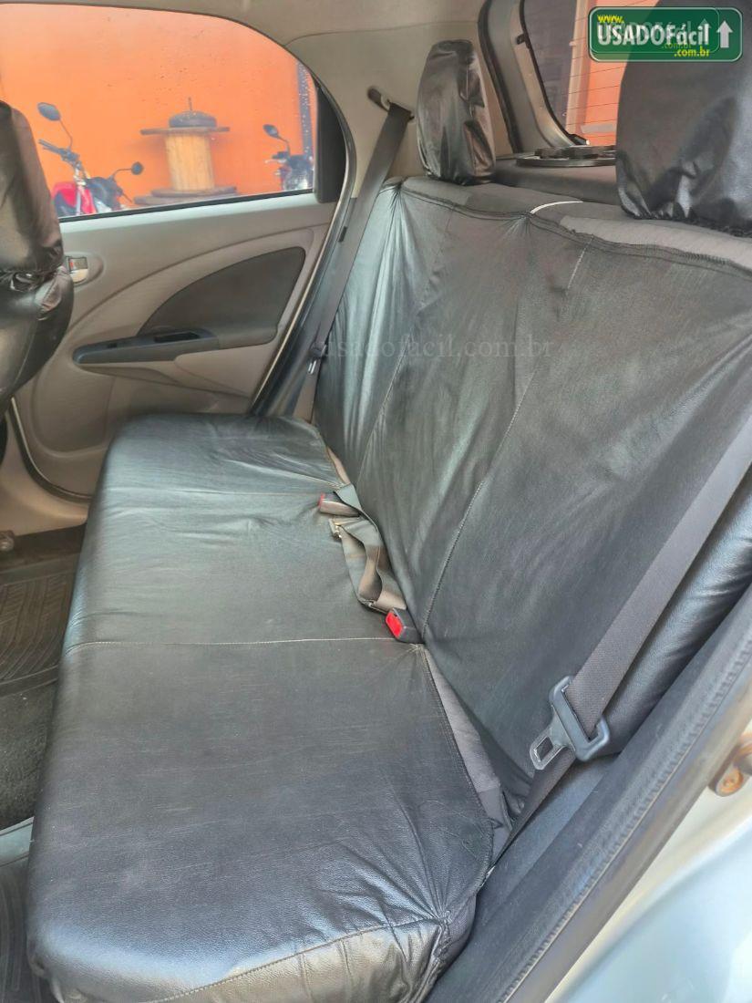 TOYOTA Etios Hatch XLS 1.5 Mecânico Flex 2012/2013 — foto 9 de 12