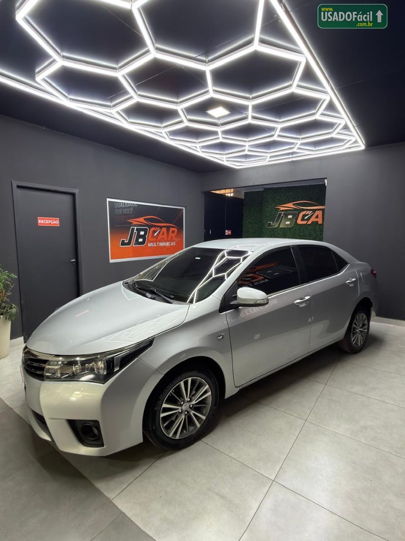 Toyota Corolla Altis Premium 2.0 Automático Flex 2014/2015 — foto 3 de 10