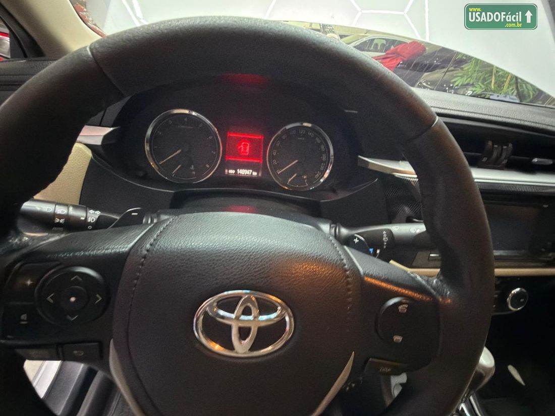 Toyota Corolla Altis Premium 2.0 Automático Flex 2014/2015 — foto 7 de 10