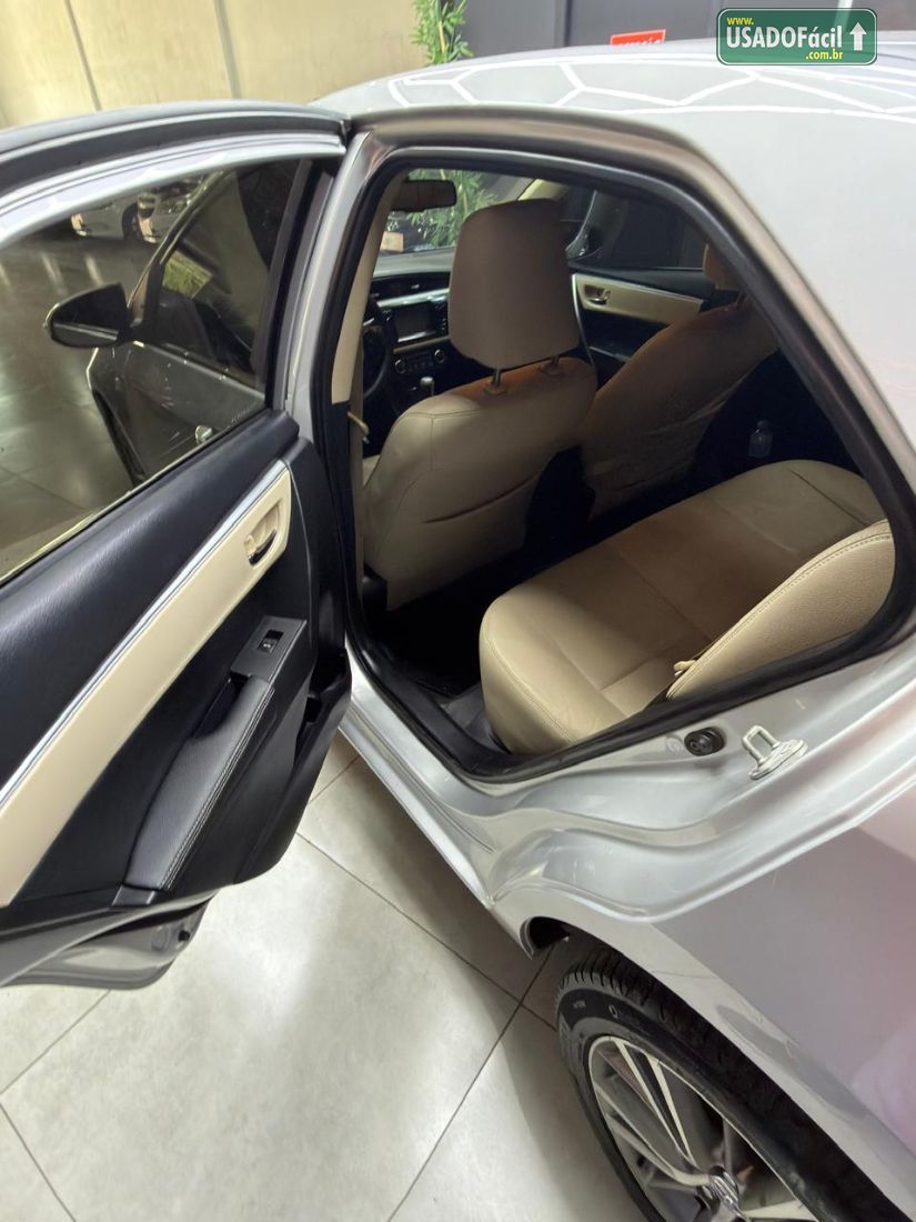 Toyota Corolla Altis Premium 2.0 Automático Flex 2014/2015 — foto 8 de 10