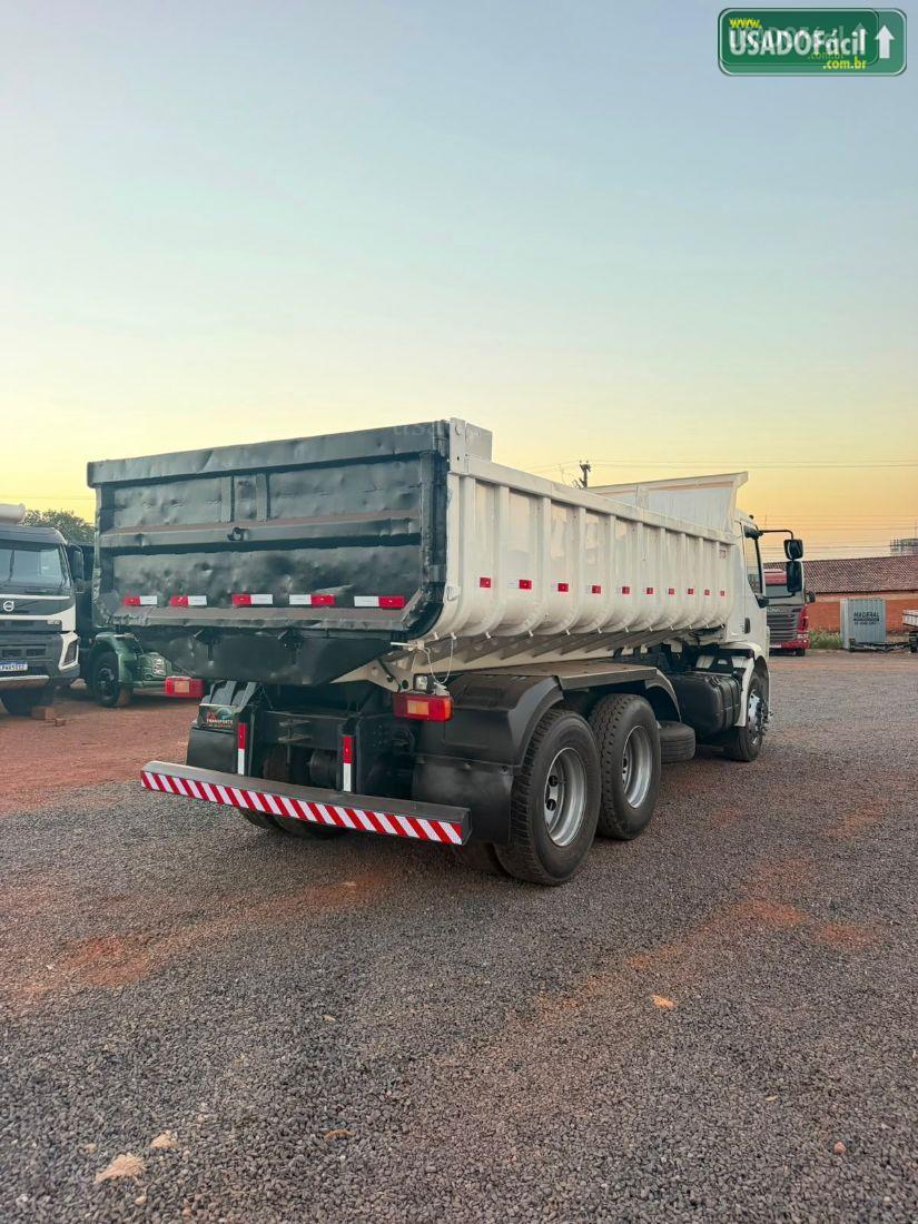 VOLVO volvo VM 260 6X2 2p diesel 2011/2011 — foto 5 de 6