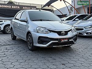 Etios Sedan Xs 1.5 Automático Flex 2017/2018 em Cuiabá - MT