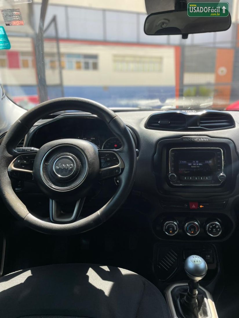 Jeep Renegade Sport 1.8 4x2 Mecânico Flex 2016/2016 — foto 9 de 13