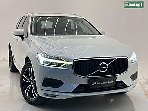 Volvo Xc 60 T-5 Momentum 2.0 254cv Awd 5p 2019/2020 em Cuiabá - MT