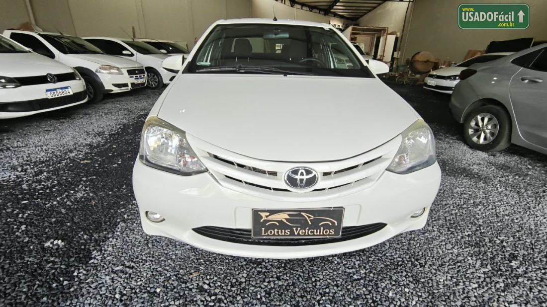 Toyota Etios Sedan XS 1.5 Mecânico Flex 2013/2014 — foto 5 de 18