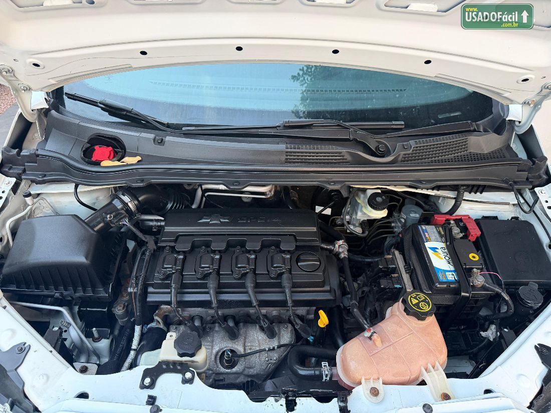 CHEVROLET/GM Onix Hatch LT 1.0 Mecânico Flex 2014/2015 — foto 18 de 18