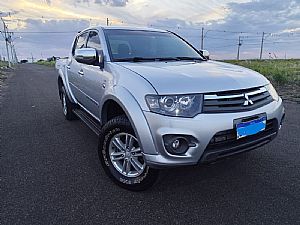 L200 Triton Hpe Cd 3.2 Turbo Intercooler Mecânico Diesel 2015/2016 em Primavera do Leste - MT