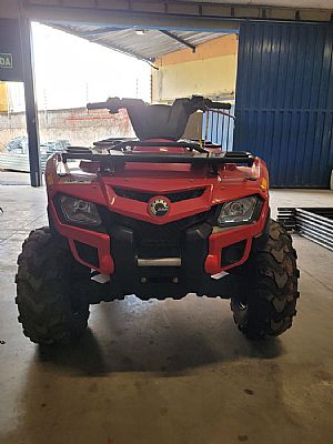 Quadriciclo 4x4 Can Am Outlander 400