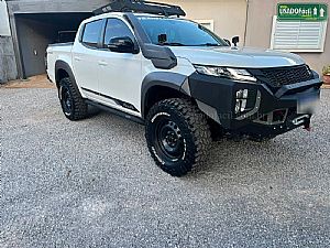 L200 Triton Savana 2.4 4x4 Automático Diesel 2023/2024 em Sorriso - MT