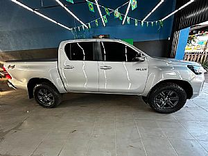 Hilux Sr Cd 2.8 4x4 Tdi Automático Diesel 2022/2022 em Tangará da Serra - MT
