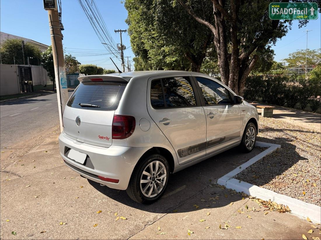 VOLKSWAGEN Fox Rock in Rio 1.6 Mi 4P Total Flex 2013/2014 — foto 2 de 5
