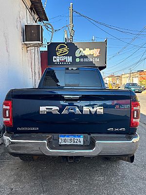 Ram 3500 Laramie Cd 6.7 Turbo 4x4 Diesel 2022/2022 em Cuiabá - MT