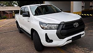 Hilux Sr Cd 2.8 4x4 Tdi Automático Diesel 2022/2023 em Campo Grande - MS