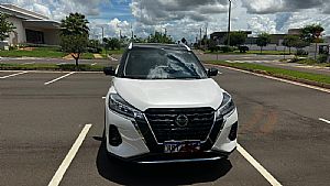 Kicks Exclusive 1.6 Automático Flex 2022/2022 em Tangará da Serra - MT