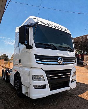 Meteor 29.520 6x4 2p Diesel E5 2022/2023 em Cuiabá - MT