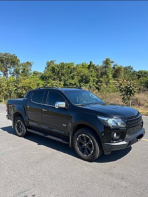 S10 High Country Cd 2.8 4x4 Automático Diesel 2021/2022 em Cuiabá - MT