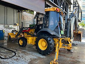 Retroescavadeira John Deere 310l 4x4 2022