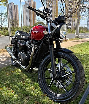 Street Twin 900